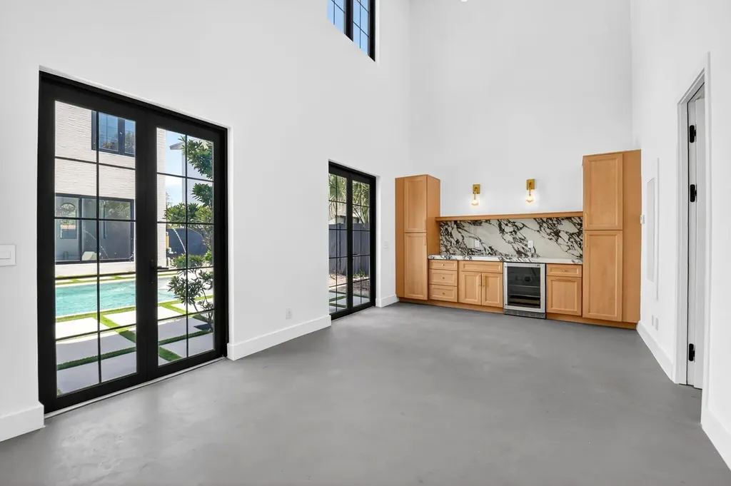 312 Plymouth Road West Palm Beach FL 33405