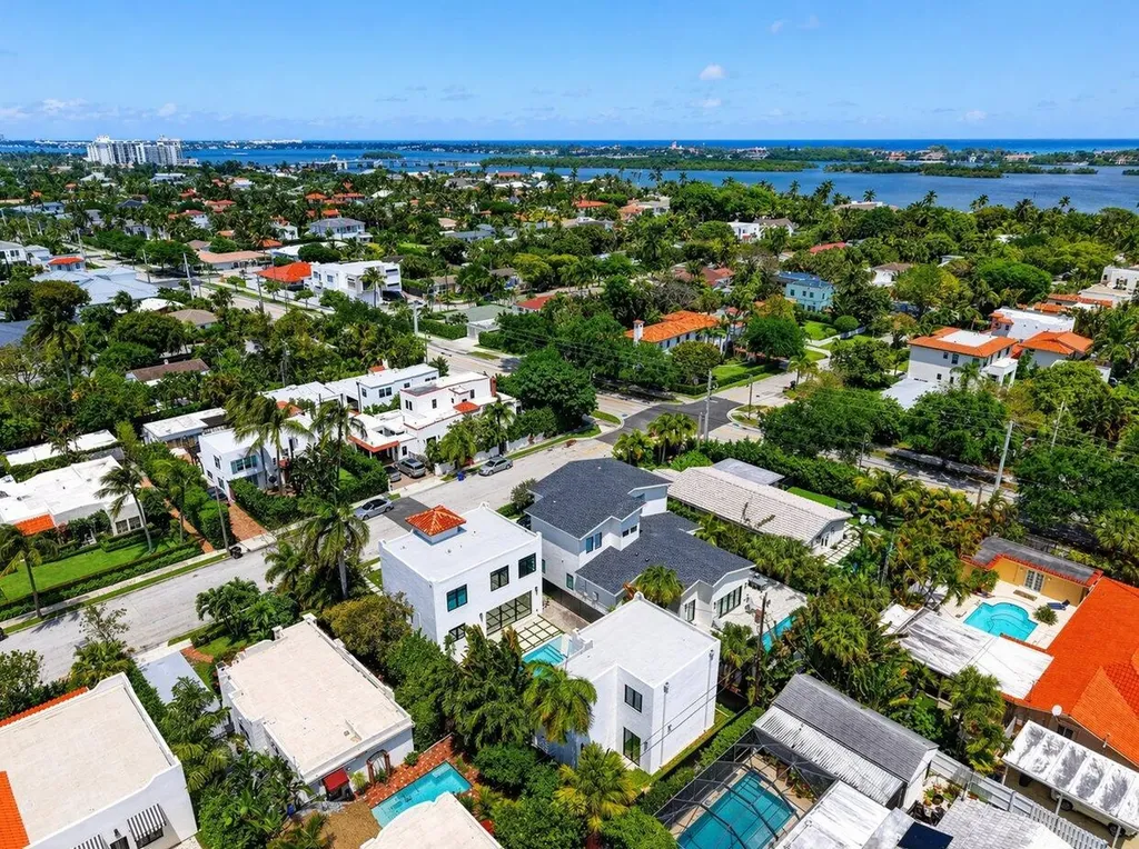 312 Plymouth Road West Palm Beach FL 33405