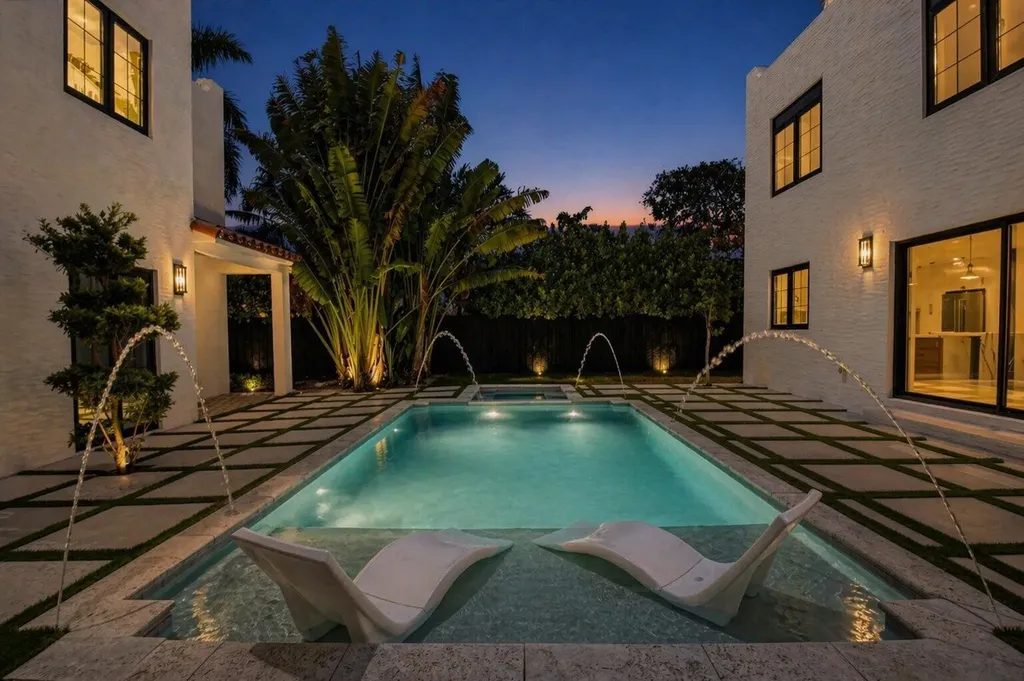 312 Plymouth Road West Palm Beach FL 33405