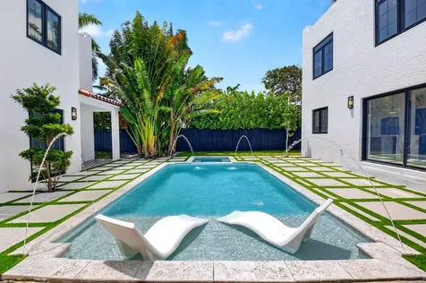 312 Plymouth Road West Palm Beach FL 33405