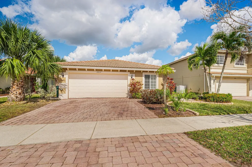 2037 SW Providence Place Port St Lucie FL 34953