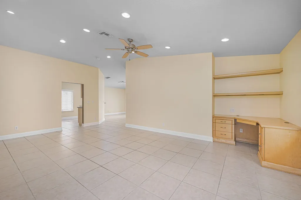 2037 SW Providence Place Port St Lucie FL 34953