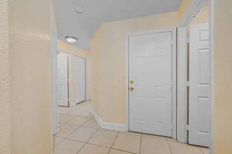 2037 SW Providence Place Port St Lucie FL 34953
