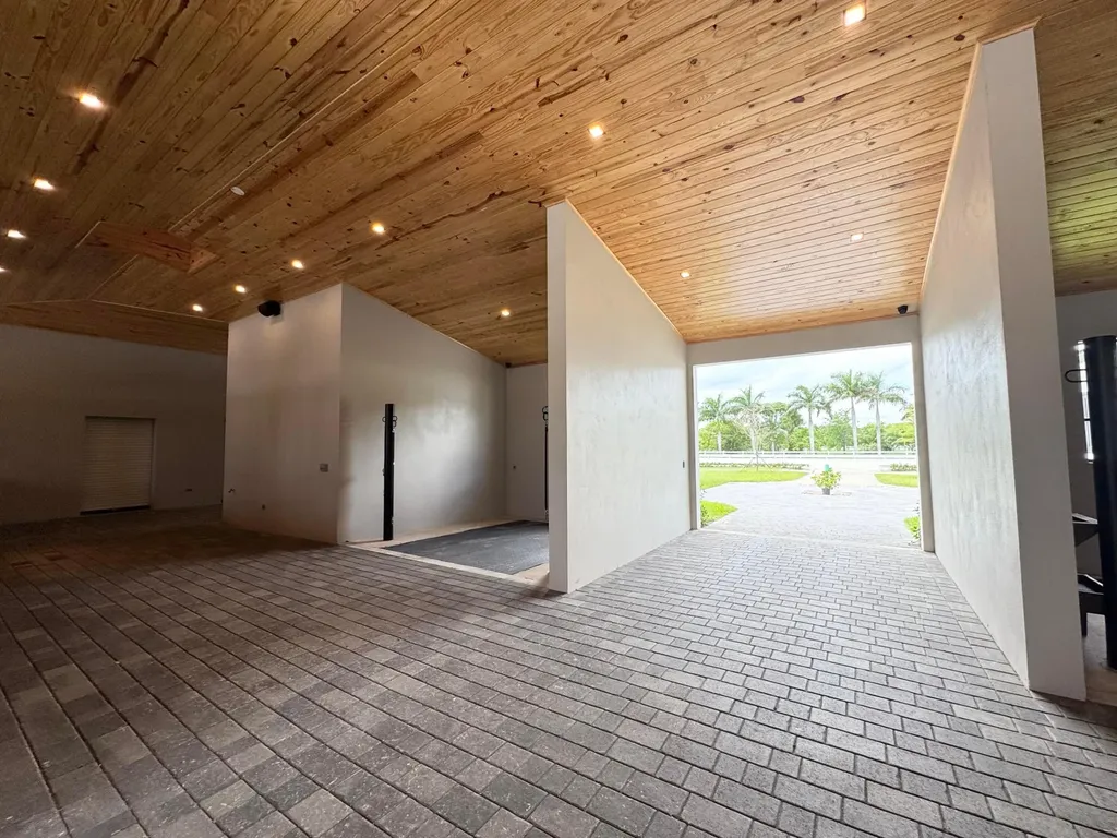 19550 Egret Lane Loxahatchee FL 33470