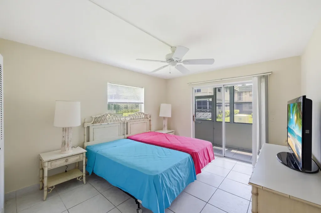 724 Flanders P Delray Beach FL 33484