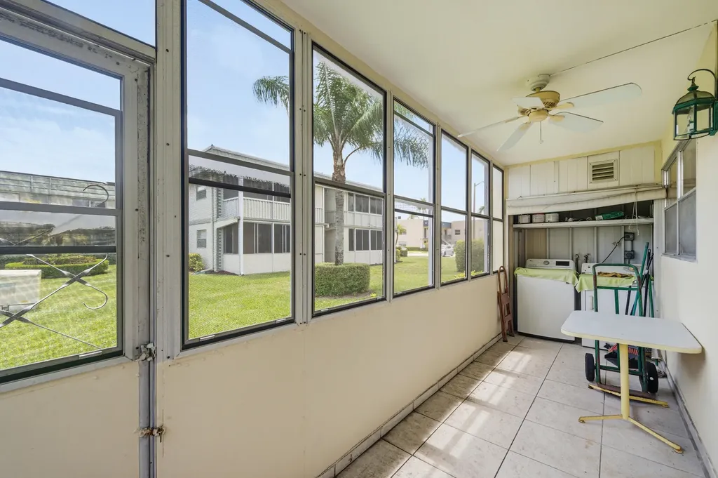 724 Flanders P Delray Beach FL 33484