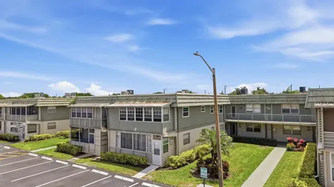 724 Flanders P Delray Beach FL 33484