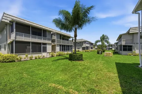 724 Flanders P Delray Beach FL 33484