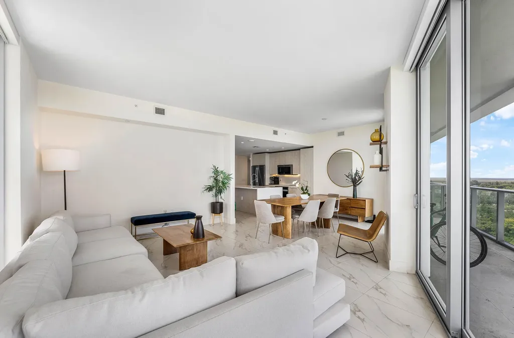 2000 Metropica Way Sunrise FL 33323