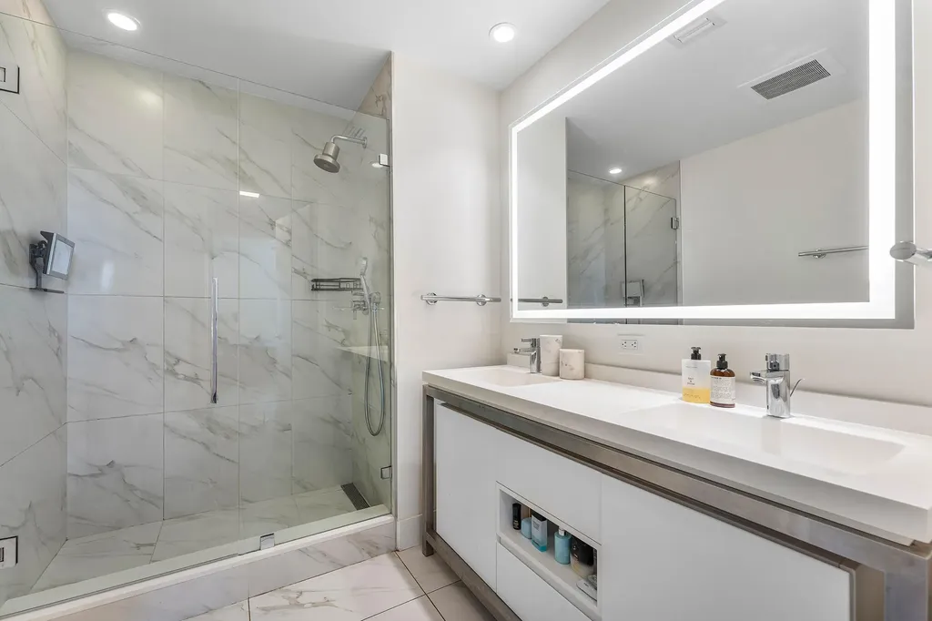 2000 Metropica Way Sunrise FL 33323