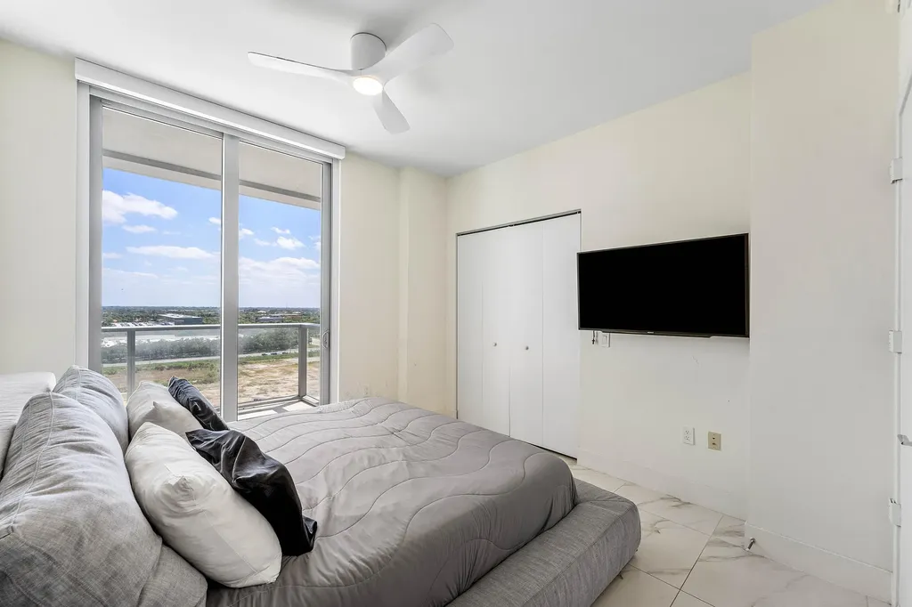 2000 Metropica Way Sunrise FL 33323