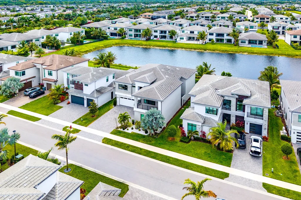 17099 Watersprite Lakes Road Boca Raton FL 33496