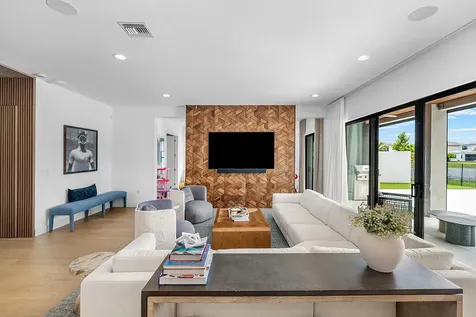 17099 Watersprite Lakes Road Boca Raton FL 33496