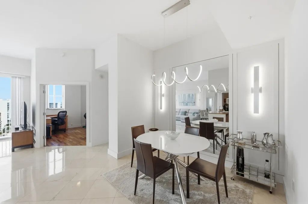 3020 NE 32nd Avenue Fort Lauderdale FL 33308