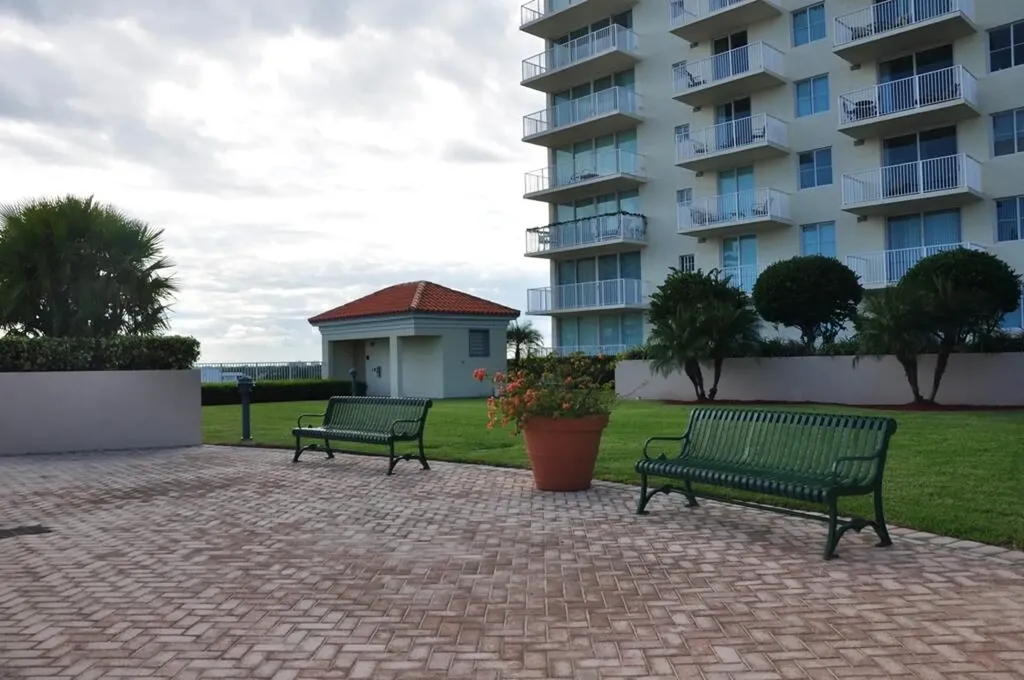 3020 NE 32nd Avenue Fort Lauderdale FL 33308