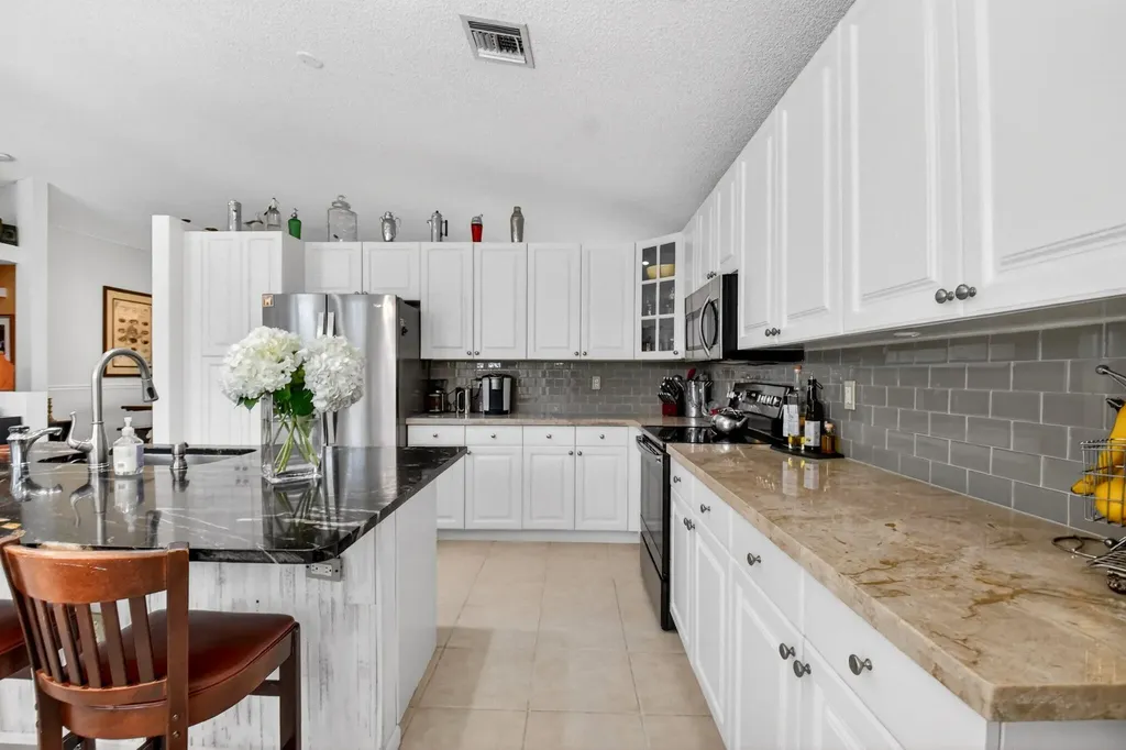 7680 Great Oak Drive Lake Worth FL 33467
