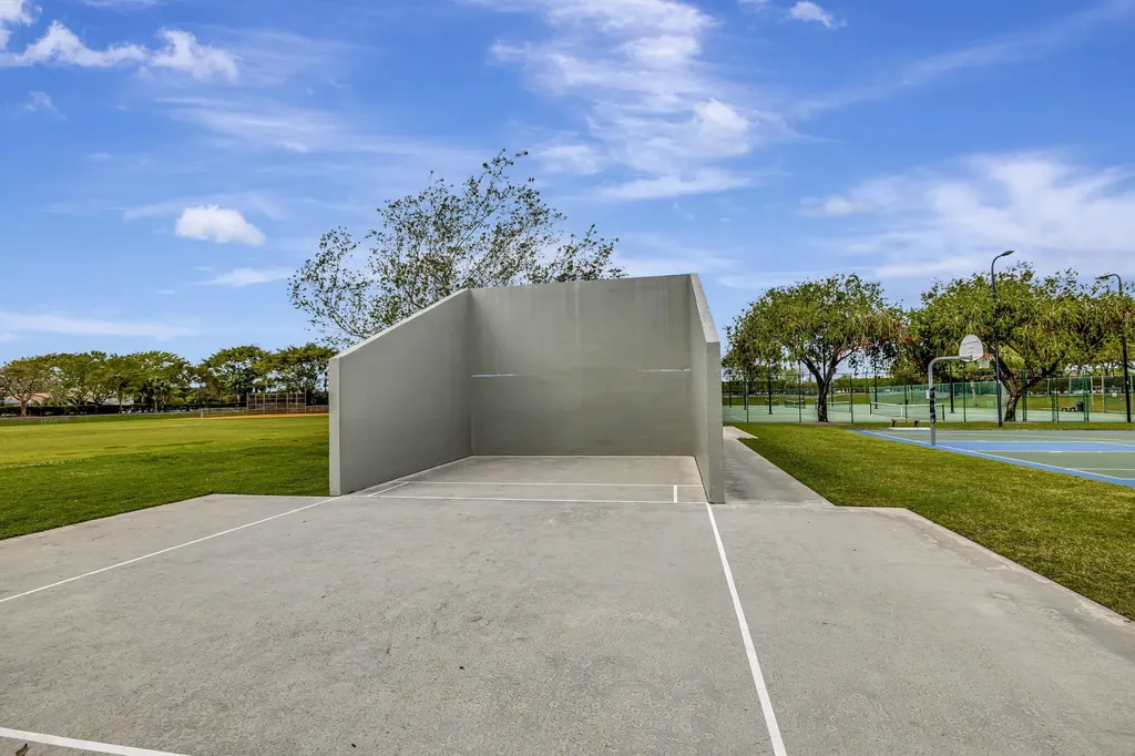 7680 Great Oak Drive Lake Worth FL 33467
