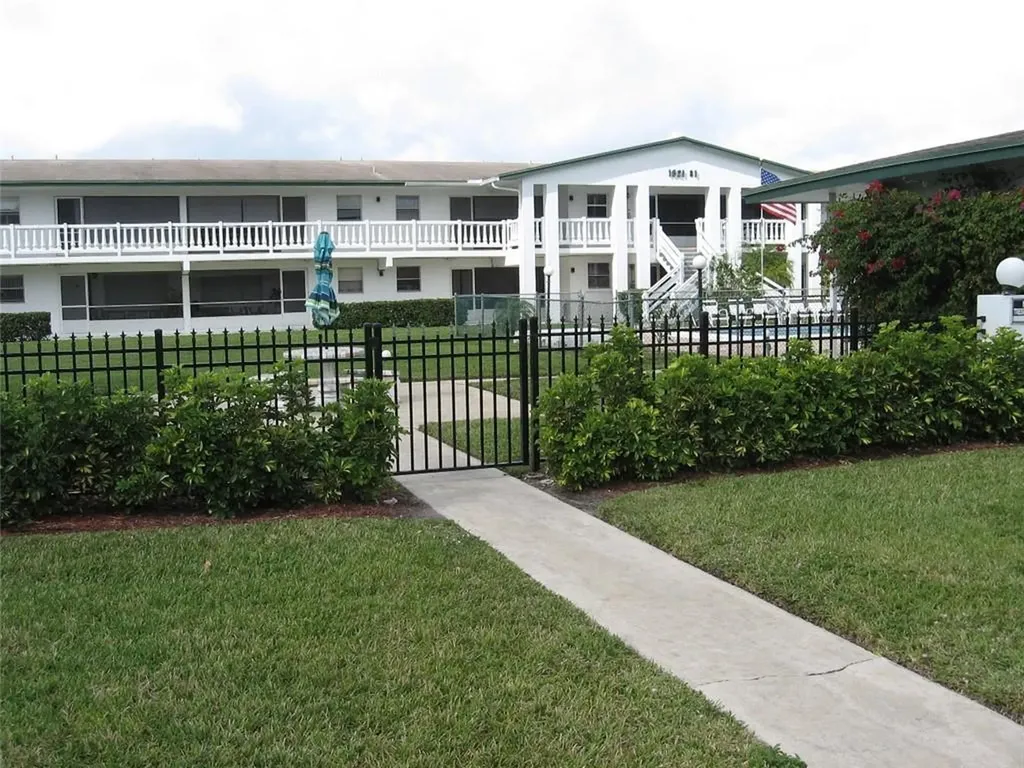 1621 NW 46th Avenue Lauderhill FL 33313