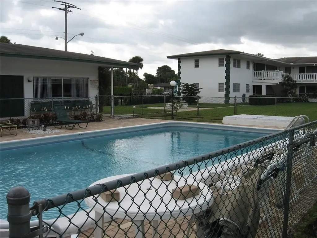 1621 NW 46th Avenue Lauderhill FL 33313