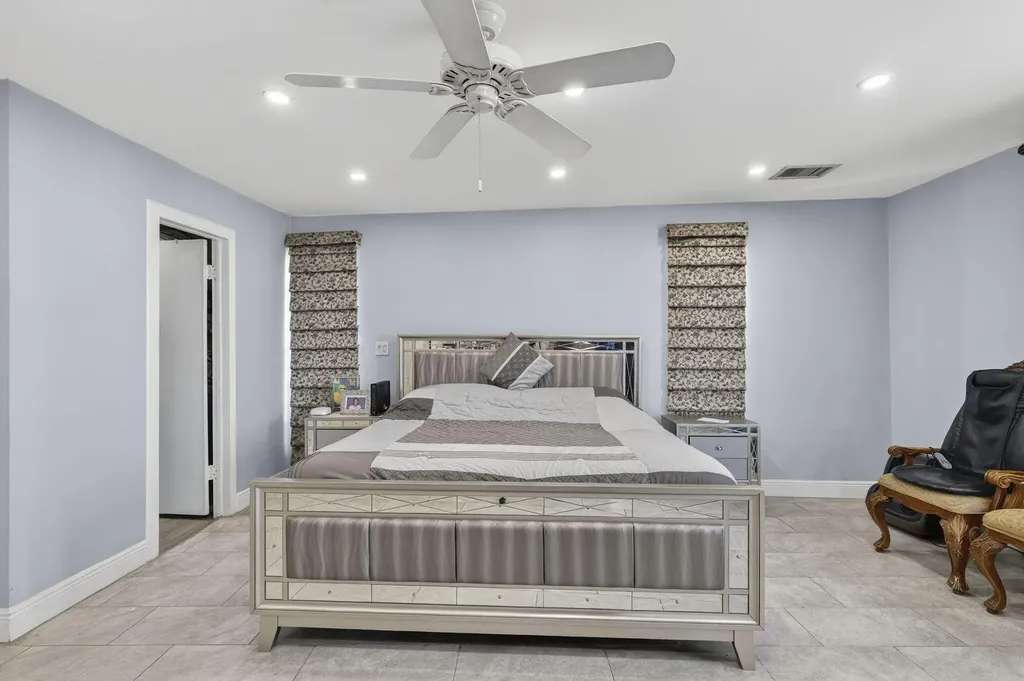 853 N Fort Lauderdale Beach Boulevard Fort Lauderdale FL