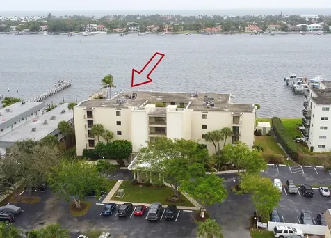 1202 S Lake Drive Lantana FL 33462