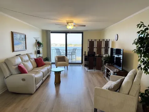 1202 S Lake Drive Lantana FL 33462