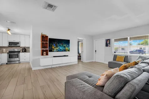 9603 NW 74th Court Tamarac FL 33321