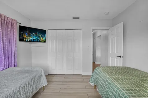 9603 NW 74th Court Tamarac FL 33321