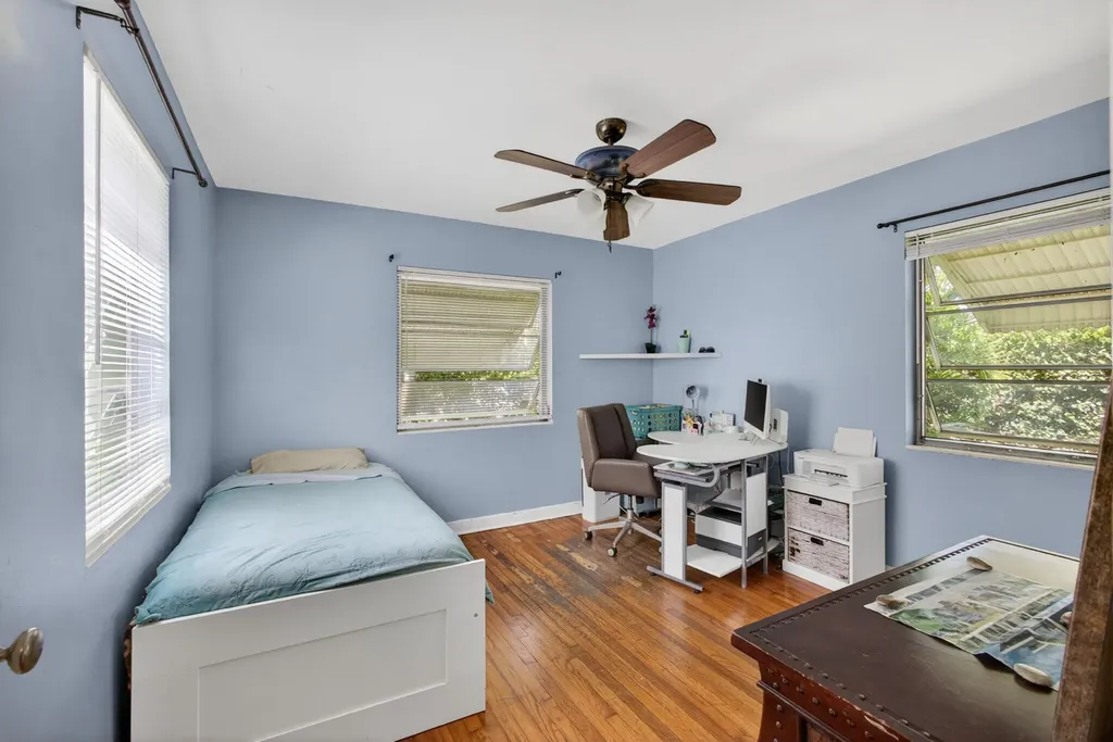 502 49th Street West Palm Beach FL 33407