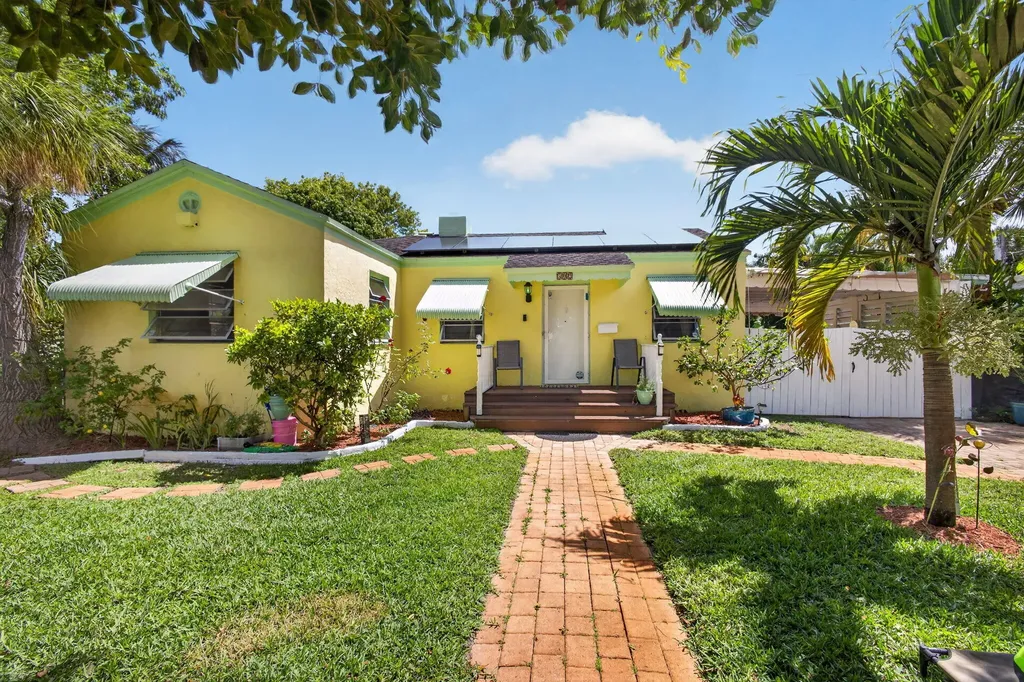 502 49th Street West Palm Beach FL 33407