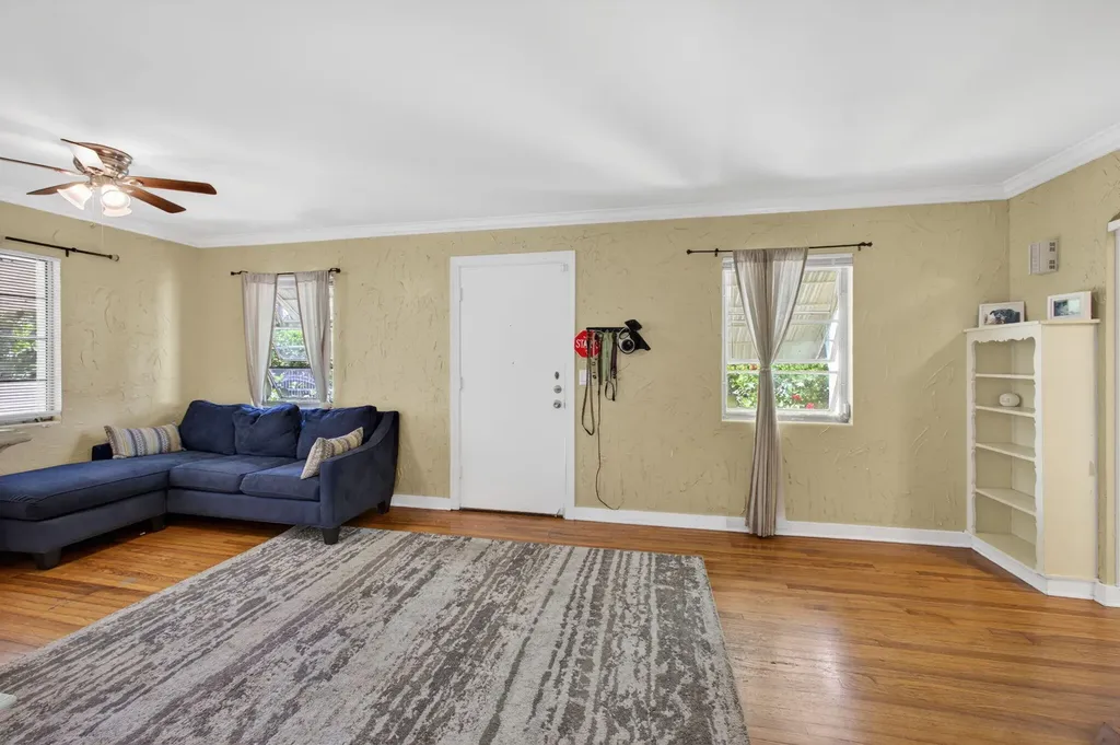 502 49th Street West Palm Beach FL 33407