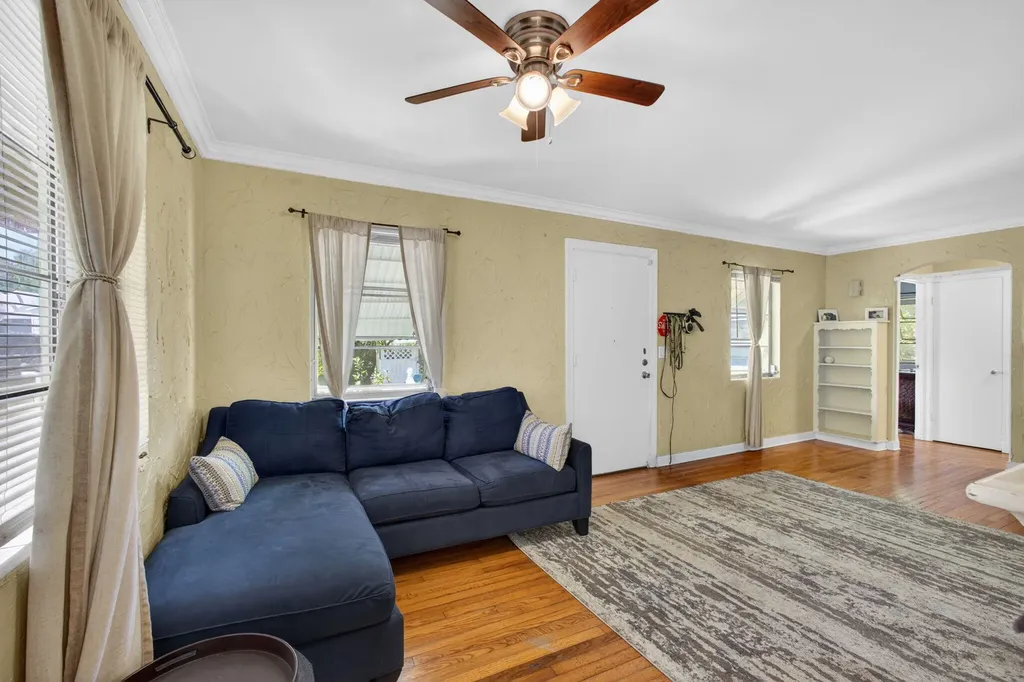 502 49th Street West Palm Beach FL 33407