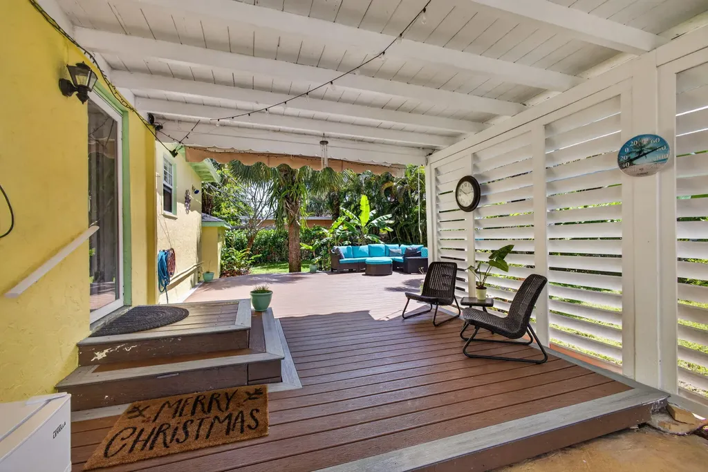 502 49th Street West Palm Beach FL 33407