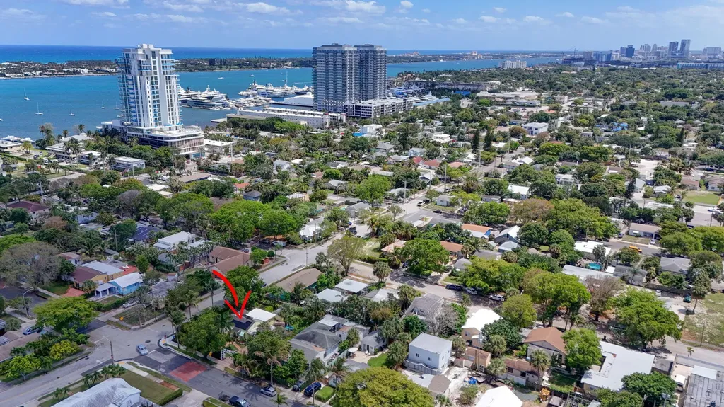 502 49th Street West Palm Beach FL 33407