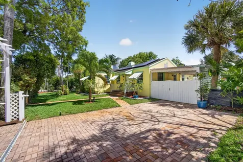 502 49th Street West Palm Beach FL 33407
