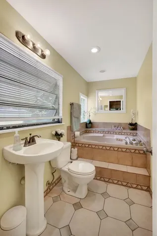 502 49th Street West Palm Beach FL 33407
