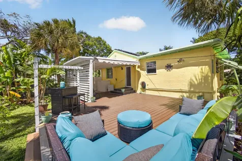 502 49th Street West Palm Beach FL 33407