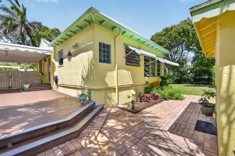 502 49th Street West Palm Beach FL 33407