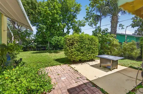 502 49th Street West Palm Beach FL 33407