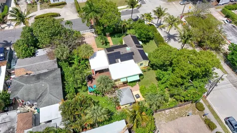 502 49th Street West Palm Beach FL 33407