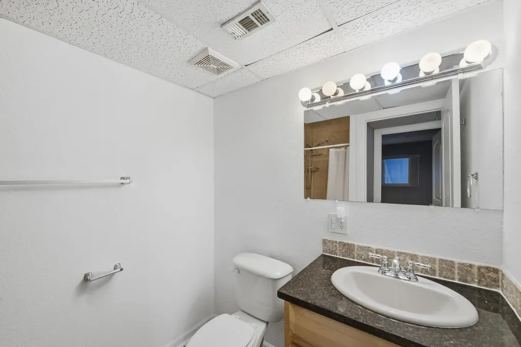 376 Saxony H Delray Beach FL 33446