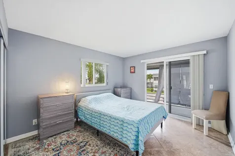 376 Saxony H Delray Beach FL 33446