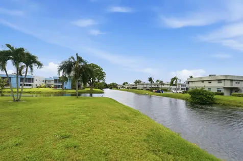 376 Saxony H Delray Beach FL 33446