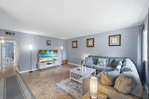 376 Saxony H Delray Beach FL 33446