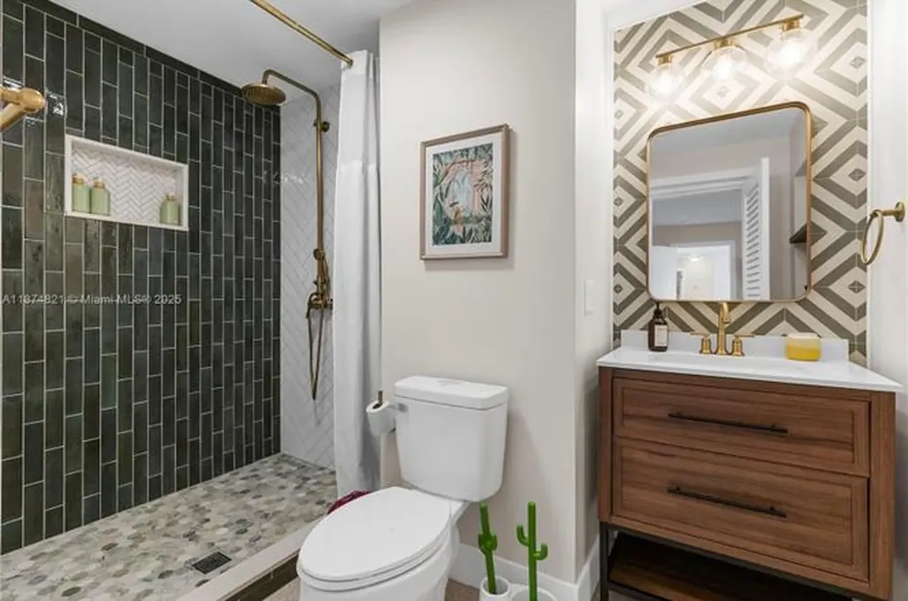 1116 SE 13th Court Deerfield Beach FL 33441