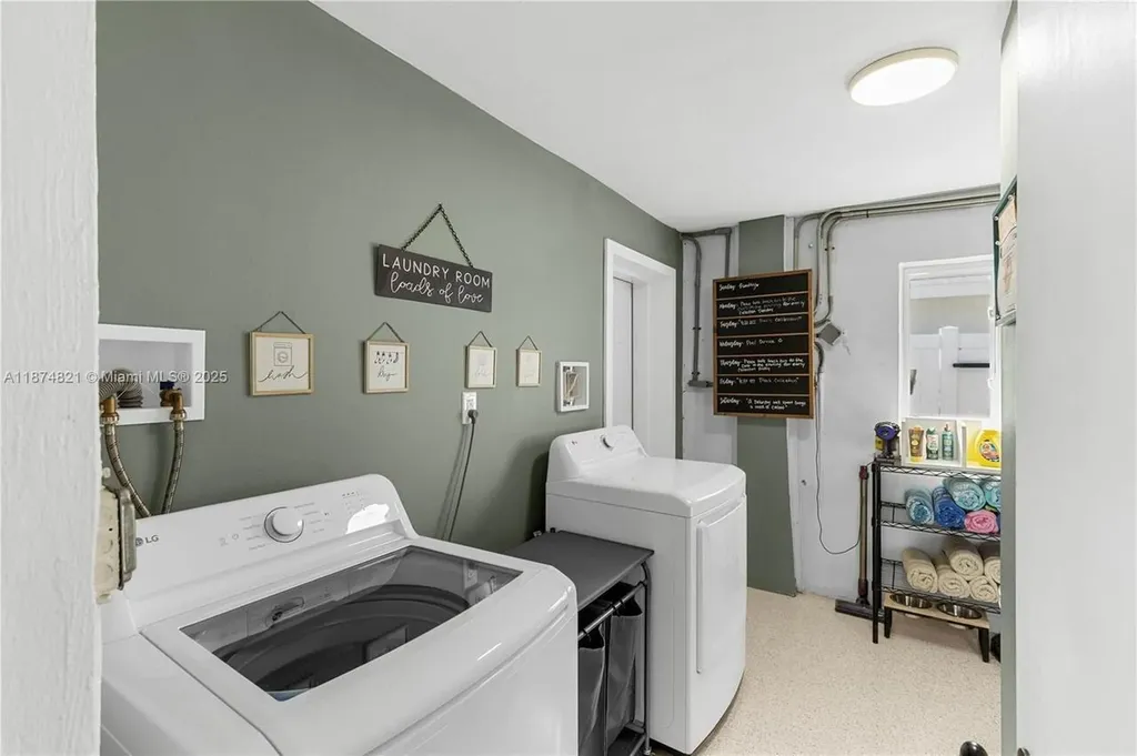 1116 SE 13th Court Deerfield Beach FL 33441
