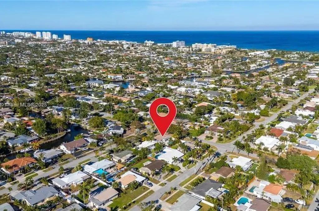 1116 SE 13th Court Deerfield Beach FL 33441