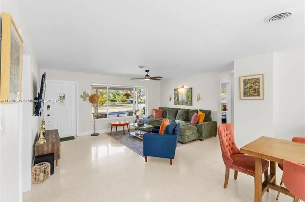 1116 SE 13th Court Deerfield Beach FL 33441
