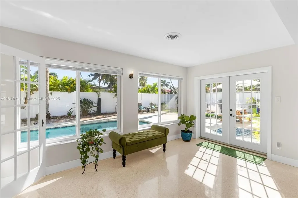 1116 SE 13th Court Deerfield Beach FL 33441