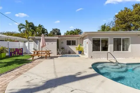 1116 SE 13th Court Deerfield Beach FL 33441